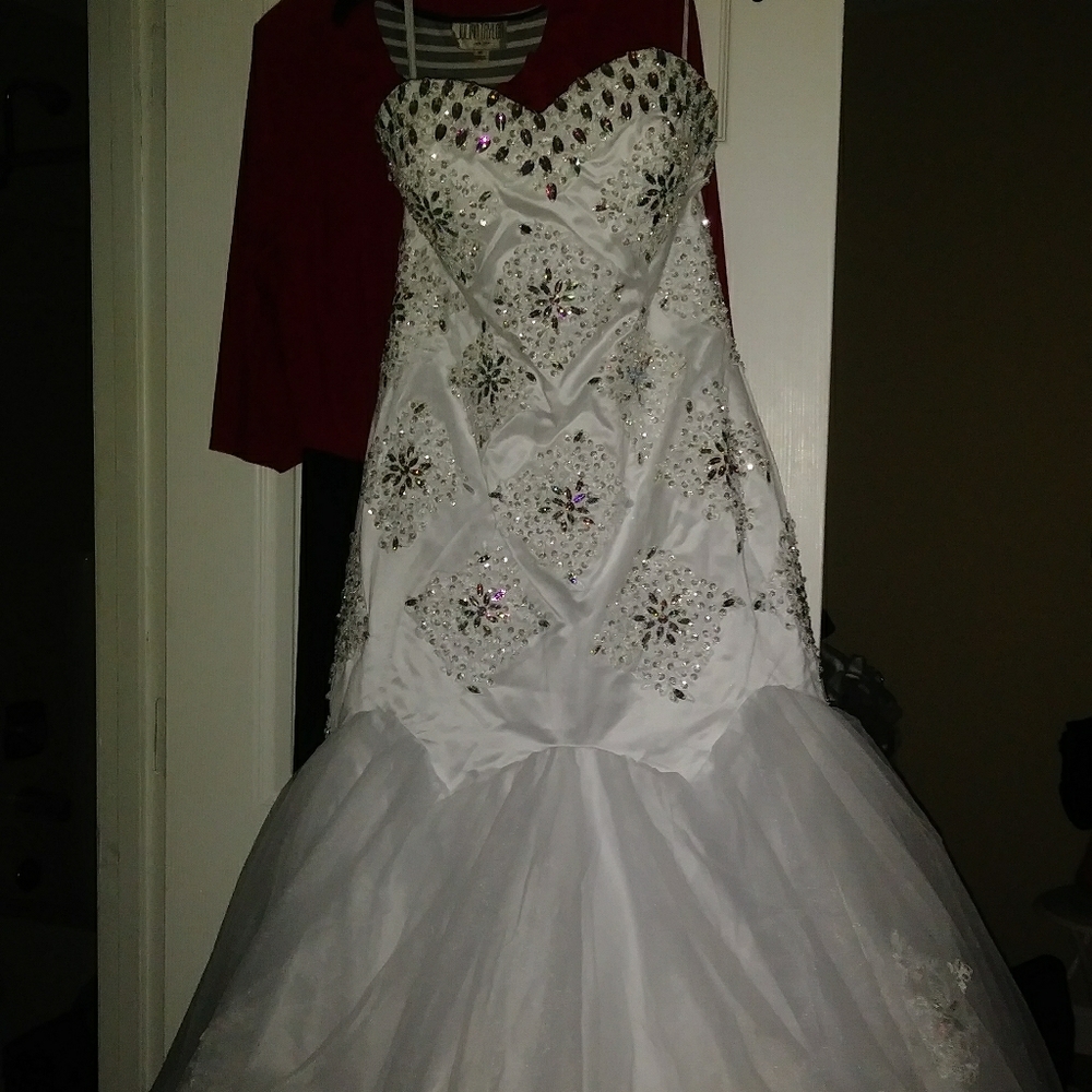 Wedding dress